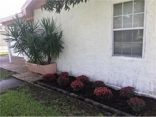 1100 Isbell St, Gretna LA  70053-2240 exterior
