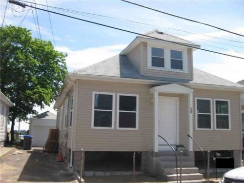20 Searle St, Providence, RI 02905-2027