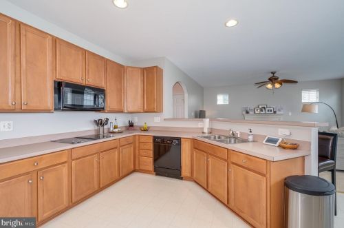 200 Colston Rd, Charles Town WV  25414-5493 exterior