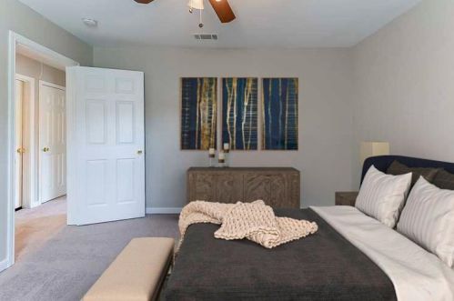4374 Mccart Ave, Fort Worth, TX 76115-1922