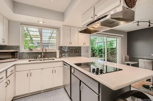 9061 Nassau Ave, Denver CO  80237-1916 exterior