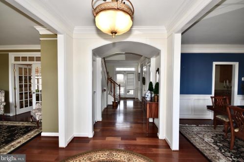 9917 Broadsword Dr, Bristow, VA 20136-2602