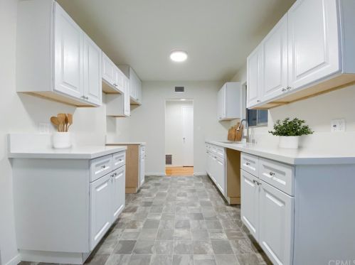 1008 137th St, Compton, CA 90222-3308