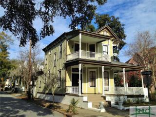 18 38th St, Savannah, GA 31401-8561