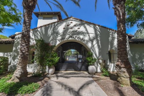 15 Tall Oak, Irvine CA  92603-4213 exterior