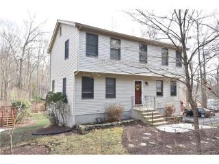 44 Forest Dr, Colchester, CT 06420-3724