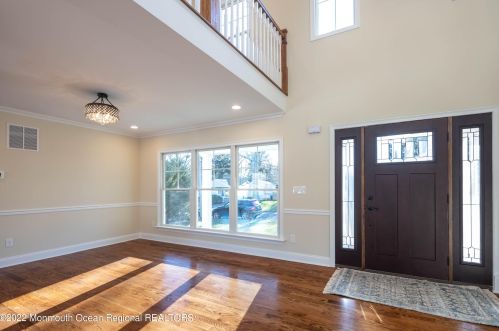 57 Louis Cir, Tinton Falls NJ  07701-6220 exterior