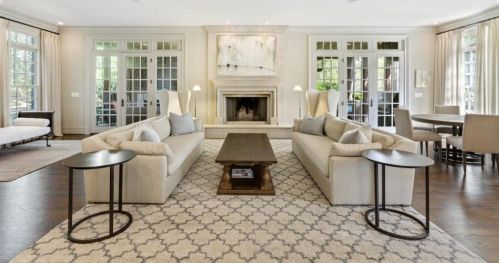 876 Berkshire Rd, Atlanta GA  30324-4930 exterior