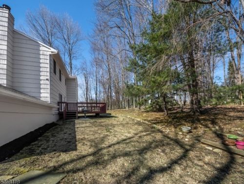 18 Fords Rd, Dover NJ  07869-2146 exterior