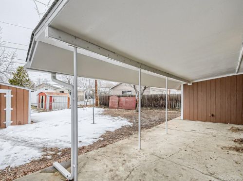 6814 53rd Ave, Arvada CO  80002-3906 exterior