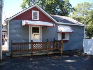 26310 Central Rd, Volo IL  60041-9743 exterior