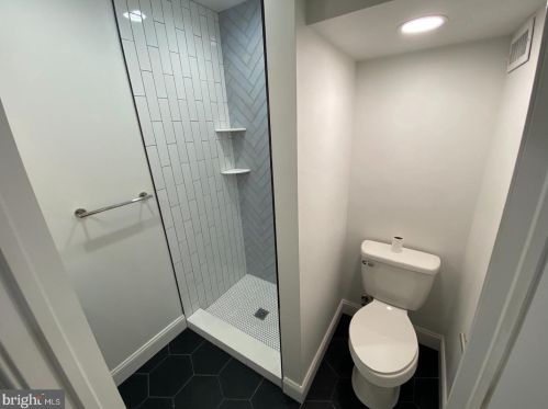 2144 8th St, Philadelphia PA  19122-1312 exterior