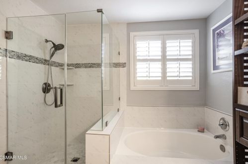 865 Links Vw Dr, Simi Valley CA 93065-6661 exterior