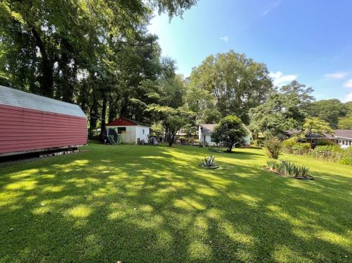 252 Hilltop Circle Ext, Mableton, GA 30126-4351