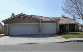 40533 La Quinta Ct, Palmdale, CA 93551-2556