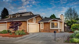 1620 Northstar Dr, Petaluma, CA 94954-6607