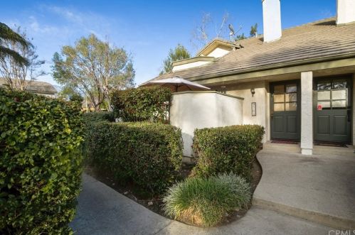 976 Arrow Hwy, Upland, CA 91786-7410