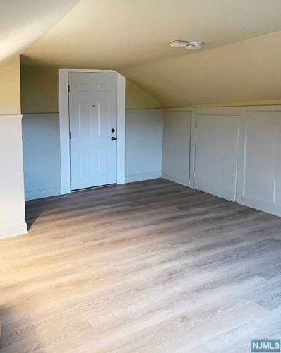 115 Allendale Ave, Allendale, NJ 07401-1729