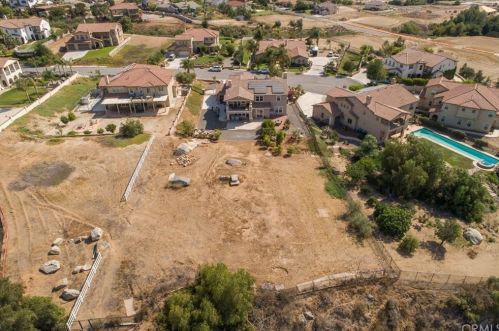 16550 Catalonia Dr, Riverside CA  92504-8701 exterior