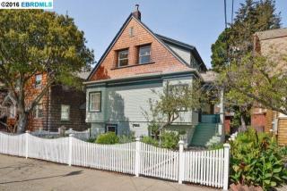 2219 Stuart St, Berkeley, CA 94705-1052