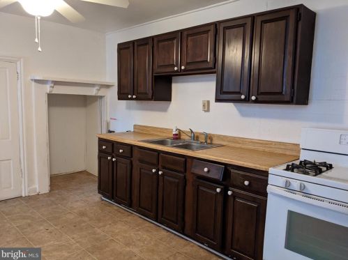 45 Baltimore St, Carlisle PA 17013-3808 exterior