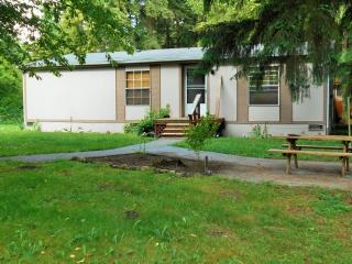 16845 Williams Ln, Gate, WA 98579-8501