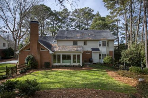 230 Cameron Rdg Dr, Atlanta GA  30328-4709 exterior