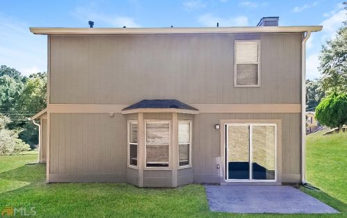 6837 Hiddenlake Dr, Rex GA  30273-2164 exterior