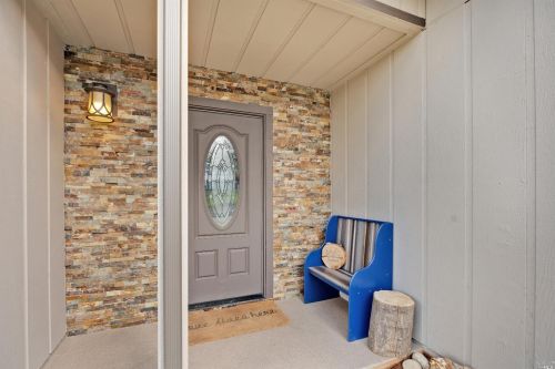 17783 Deer Hill Rd, Middletown, CA 95467-8111