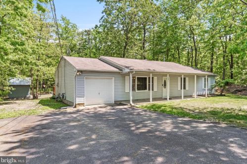 601 Junction Rd, Browns Mills, NJ 08015-3815
