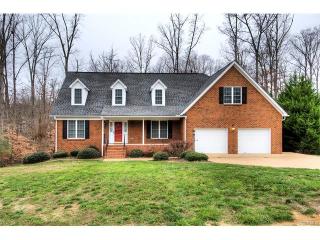 4340 Stebbins St, Chester, VA 23831-4763