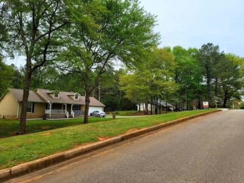 154 Creek Side Dr, Mcdonough, GA 30252-4483