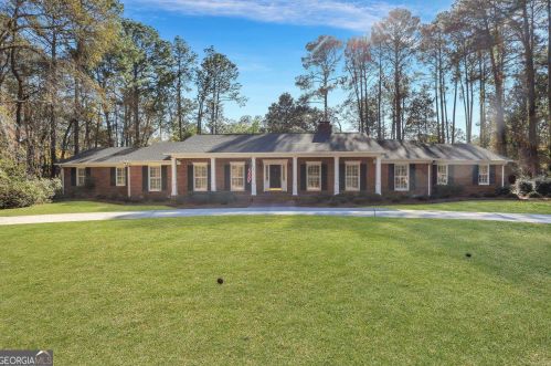 106 Dumbarton Dr, Statesboro, GA 30458-5064