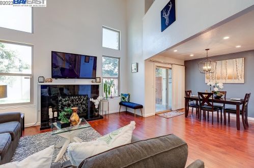 5352 Port Sailwood Dr, Newark, CA 94560-2666