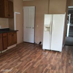 223 Eastern Ave, Indianapolis IN  46201-3205 exterior