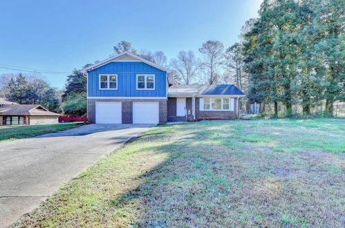 5800 Cedar Ln, Mableton, GA 30126-3801