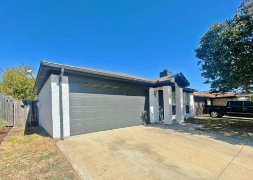 4190 Coral Springs Dr, Fort Worth TX  76123-1456 exterior