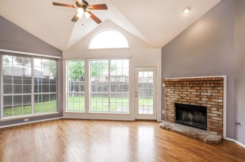 4621 Mustang Dr, Fort Worth TX  76137-5640 exterior