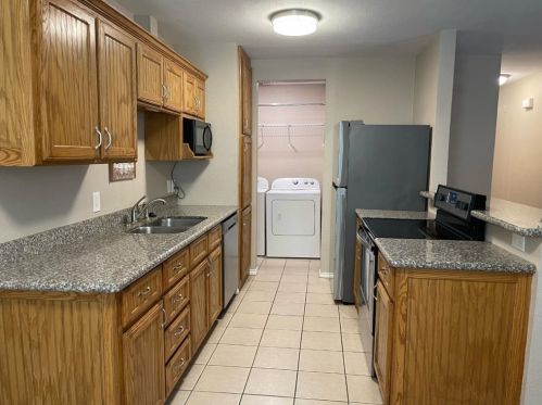 313 Pond St, Midlothian TX  76063-3163 exterior