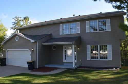 924 Summer Hill Ct, Antioch, IL 60002-1880
