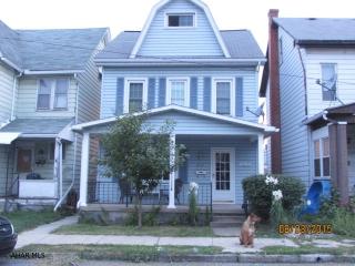 202 Bell Ave, Altoona, PA 16602-4936