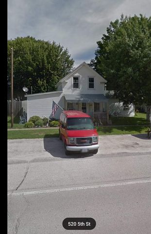 520 5th St, Andover, IL 61233