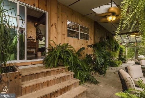 1122 Duncan Rd, Harpers Ferry WV 25425-5350 exterior