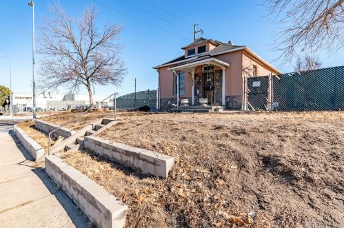 3894 Cook St, Denver CO  80205-3740 exterior