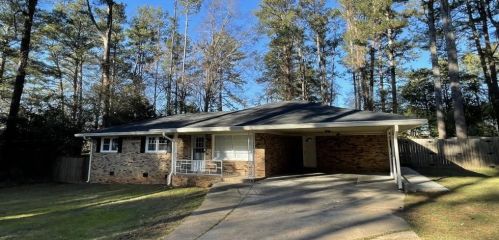 1246 Skyview Cir, Mableton, GA 30126-3902