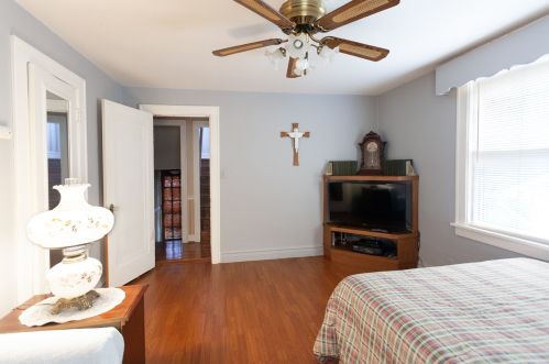 5929 Western Ave, Willowbrook IL 60514-1709 exterior