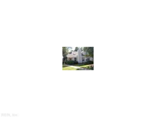 1521 Orchard Grove Dr, Chesapeake VA  23320-1409 exterior