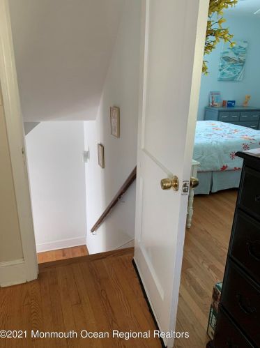 108 Lincoln Ln, Avon, NJ 07717-1191