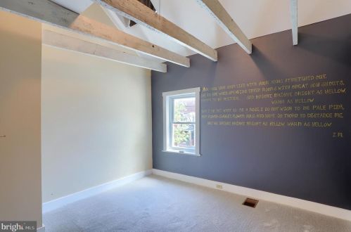 317 Walnut St, Lancaster PA  17602-2451 exterior