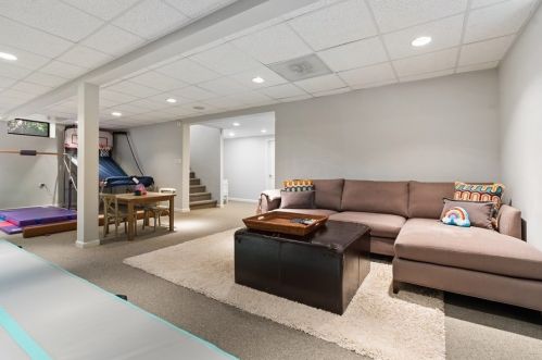 406 Brierhill Rd, Bannockburn IL  60015-4402 exterior